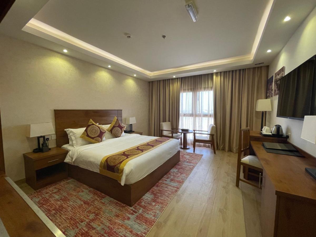 Alsahwa Hotel Seeb Exterior foto